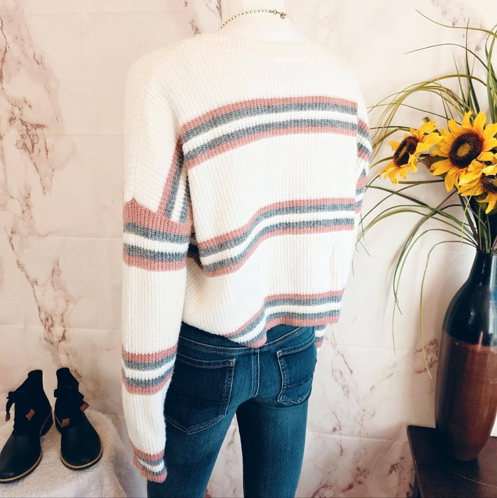 Hazel Moon Striped Sweater L Cream Pink Gray Soft Cozy Cropped Knit - Picture 5 of 7